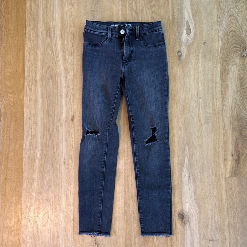 Old Navy Just Skinny Black Jeggings with Distressed Details